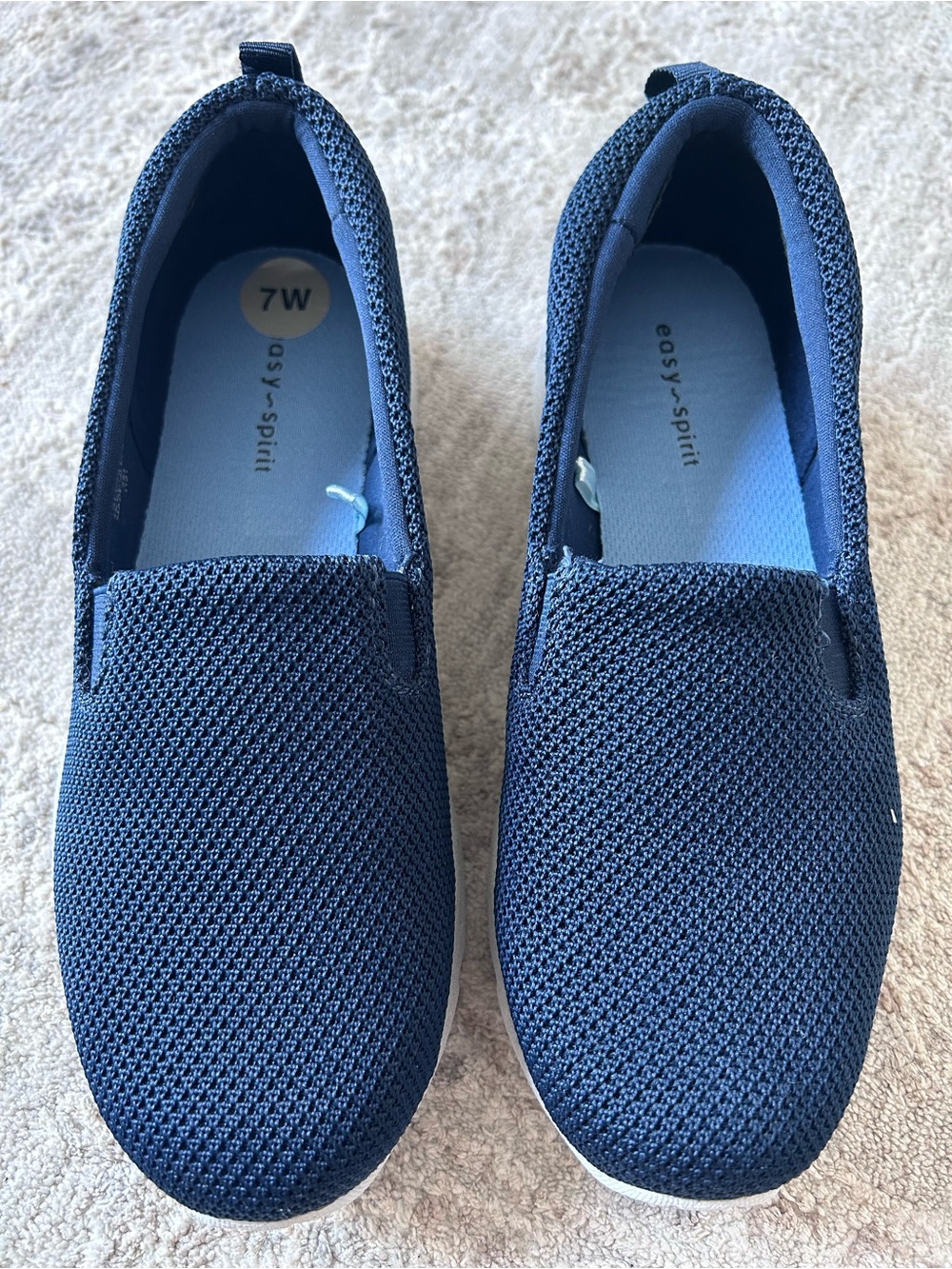 NWOB Easy Spirit Bailor2 Sz 7 W Women's Navy Sneaker Casual Comfort Slip On Shoe